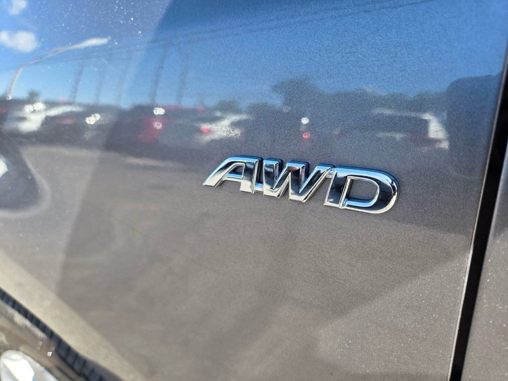 2017 Toyota Sienna Image 34