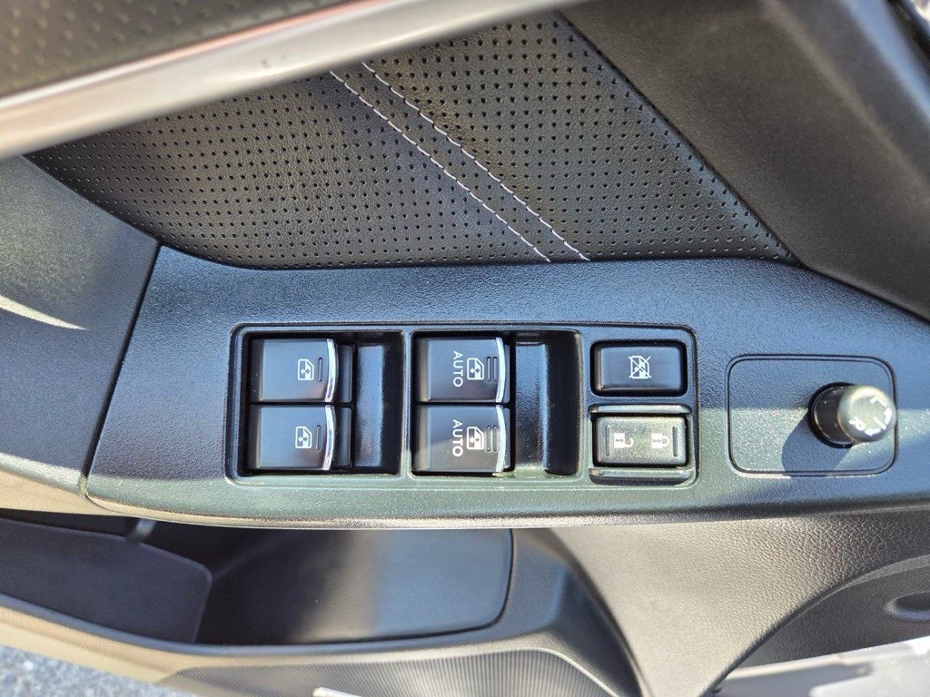 2017 Subaru Forester Image 15