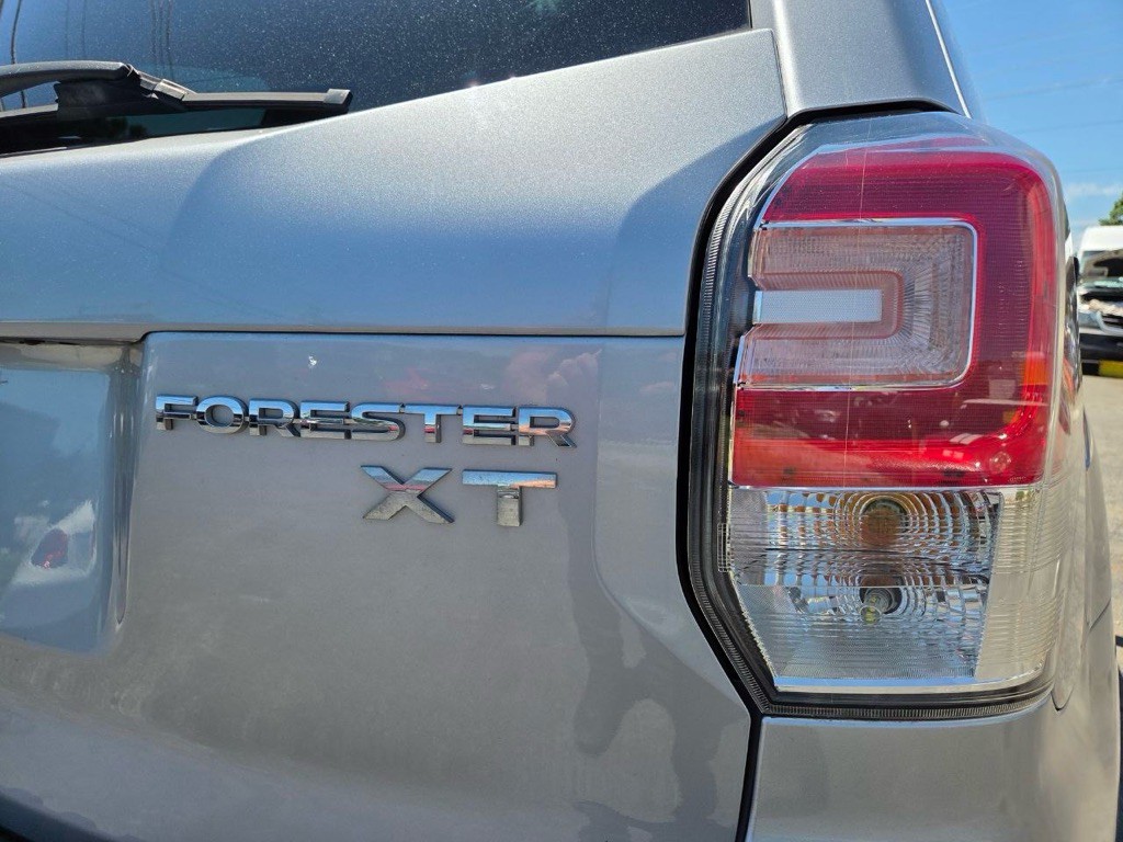 2017 Subaru Forester Image 33