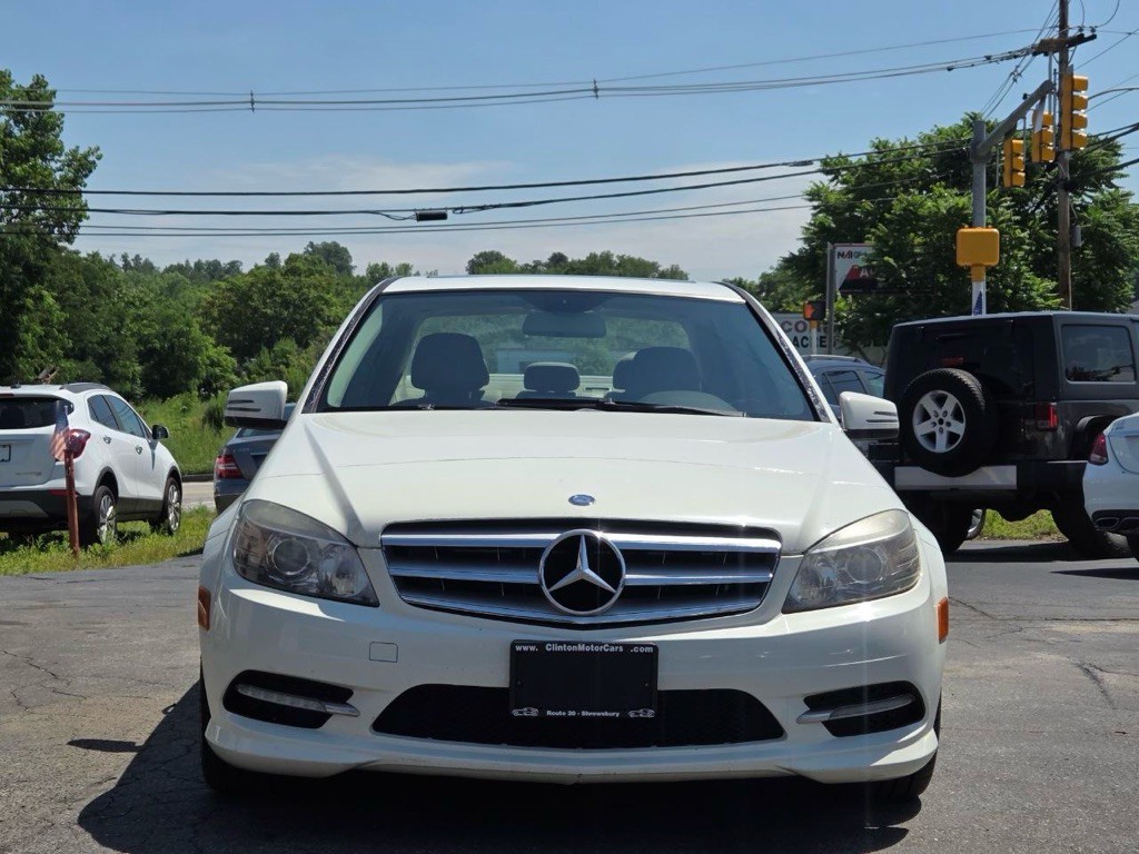 2011 Mercedes-Benz C-Class Image 8