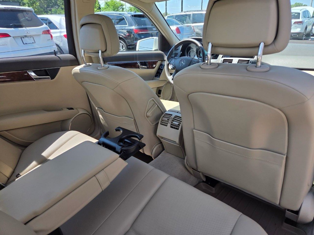 2011 Mercedes-Benz C-Class Image 13