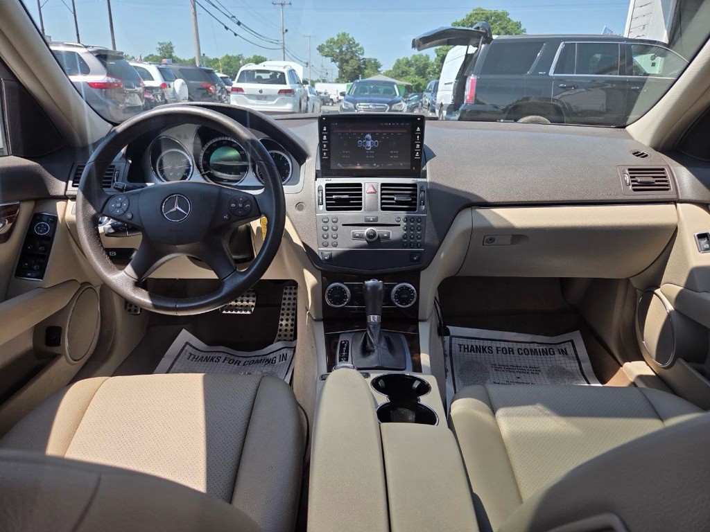 2011 Mercedes-Benz C-Class Image 14