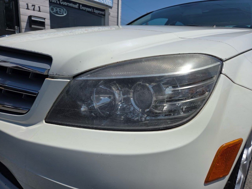 2011 Mercedes-Benz C-Class Image 29