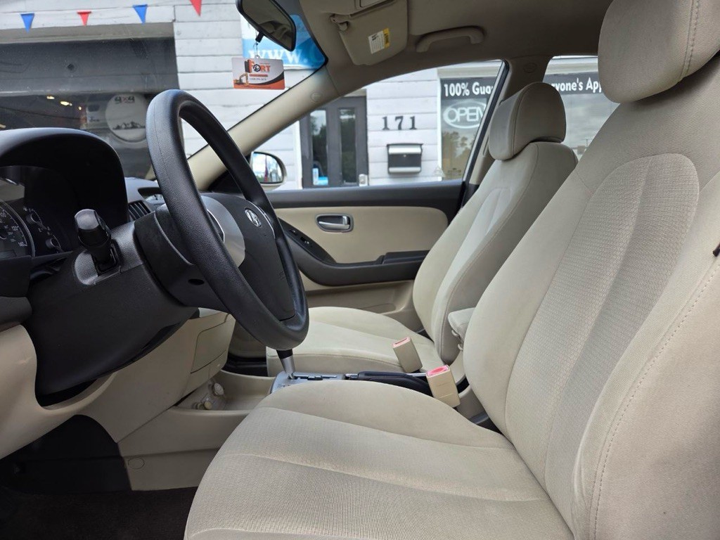 2008 Hyundai Elantra Image 10