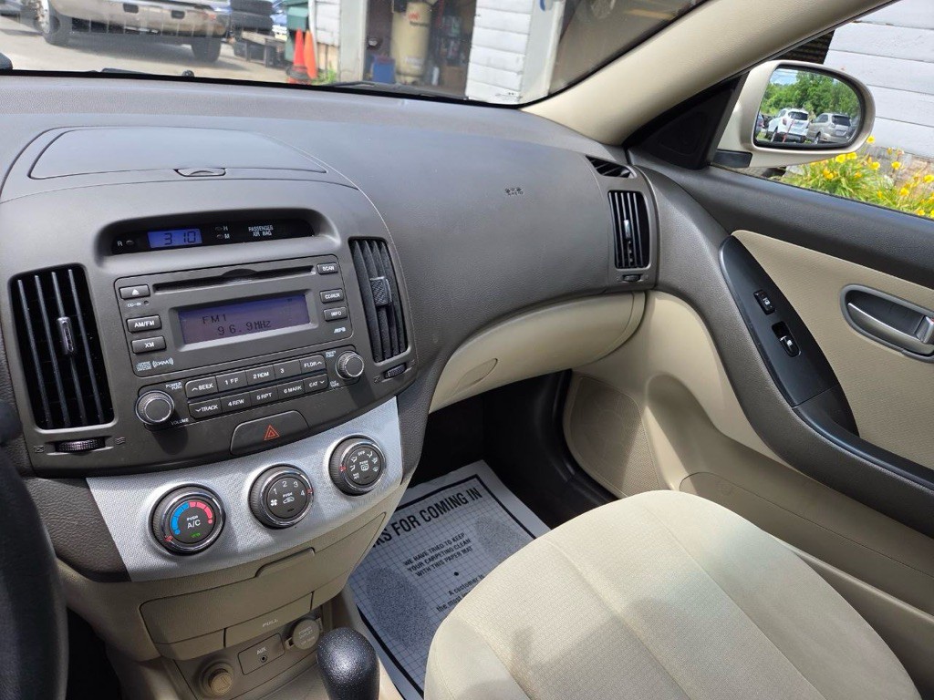 2008 Hyundai Elantra Image 17