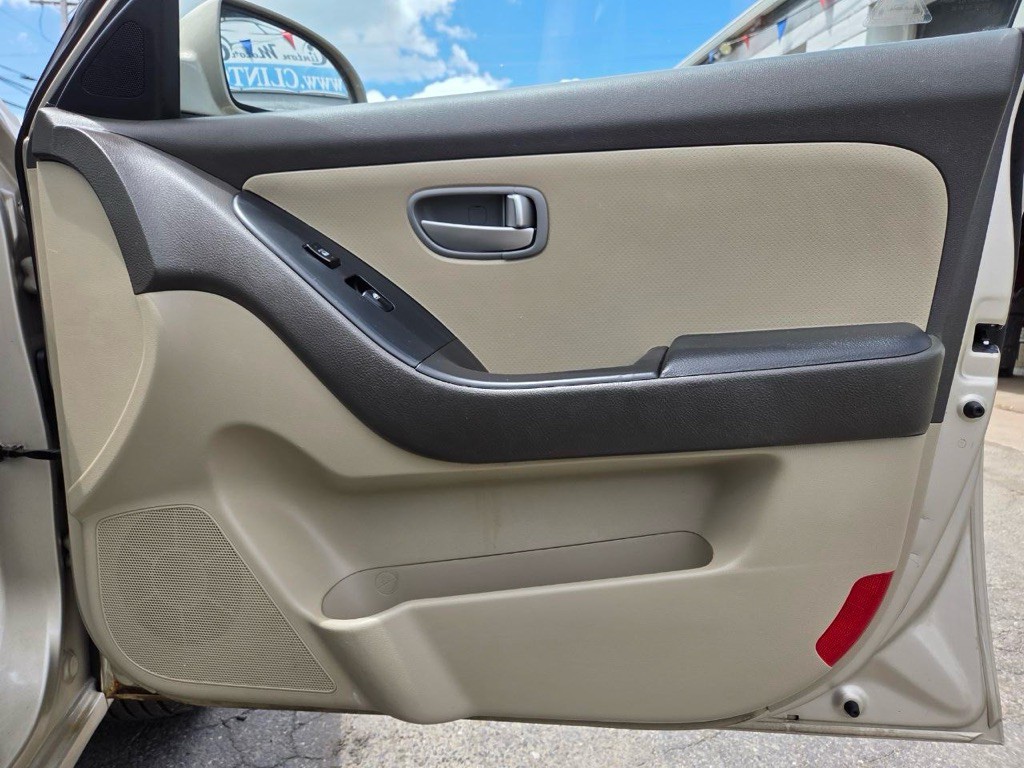 2008 Hyundai Elantra Image 18