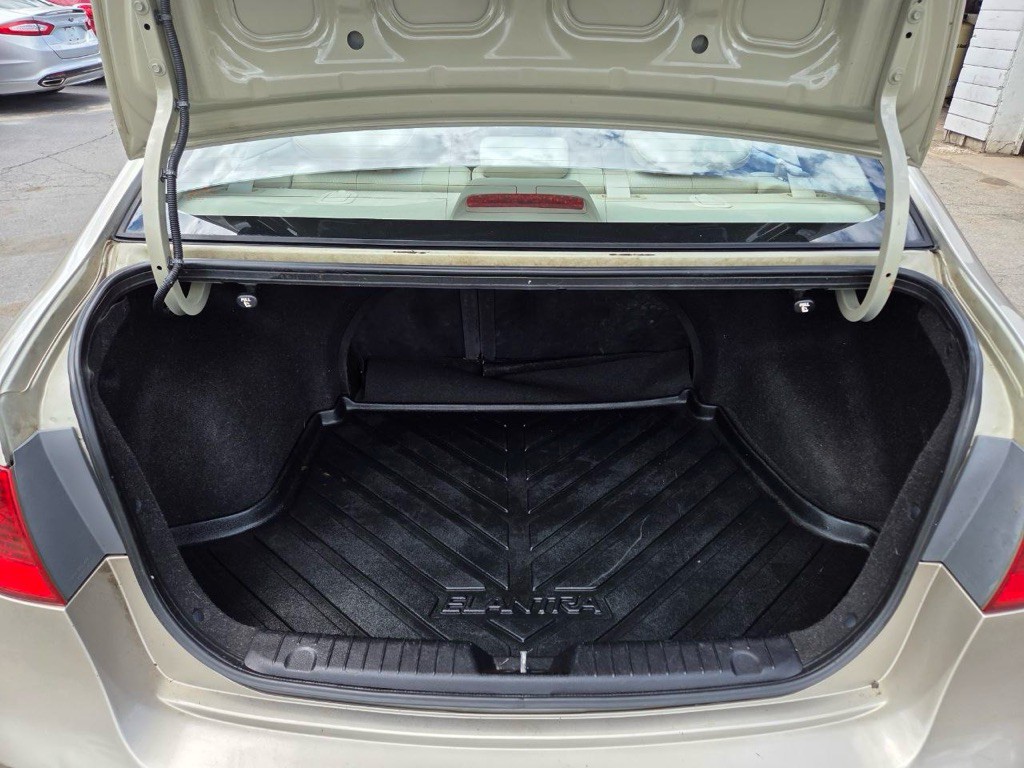 2008 Hyundai Elantra Image 25