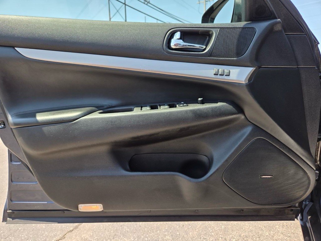 2013 INFINITI G37 Image 24