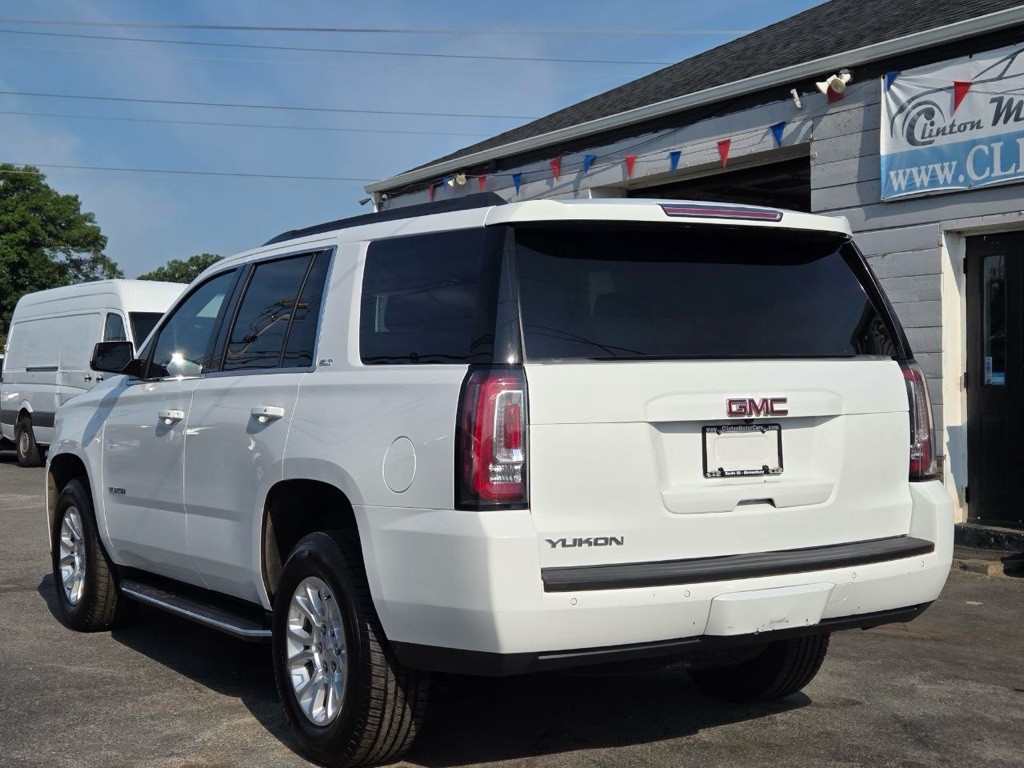 2020 GMC Yukon Image 3