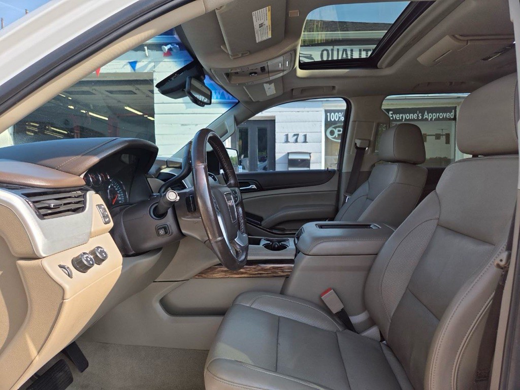 2020 GMC Yukon Image 10