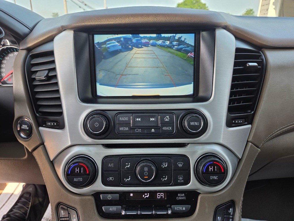 2020 GMC Yukon Image 20
