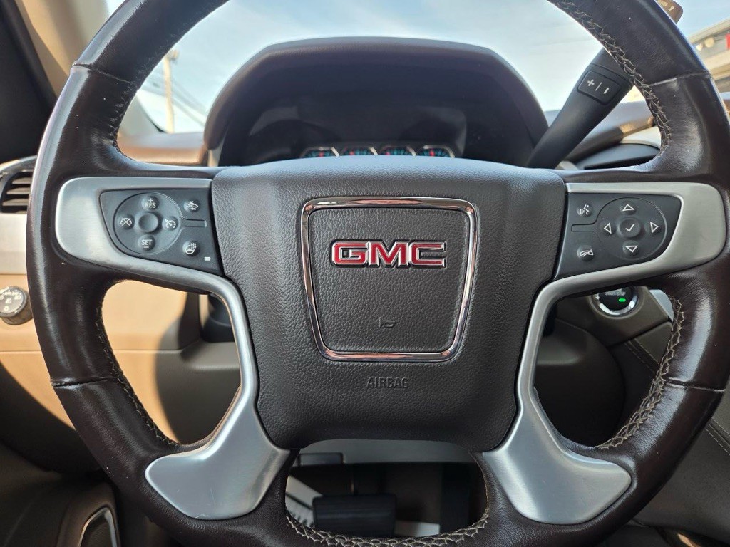 2020 GMC Yukon Image 21
