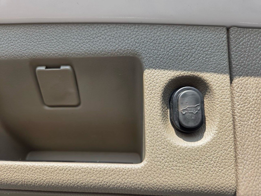 2020 GMC Yukon Image 25