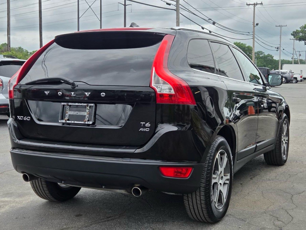 2013 Volvo XC60 Image 4