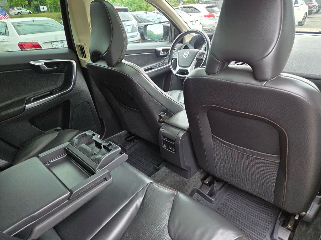 2013 Volvo XC60 Image 13
