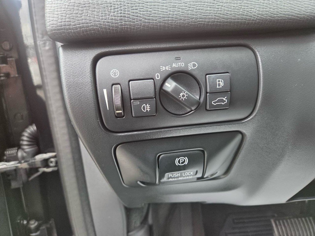 2013 Volvo XC60 Image 26