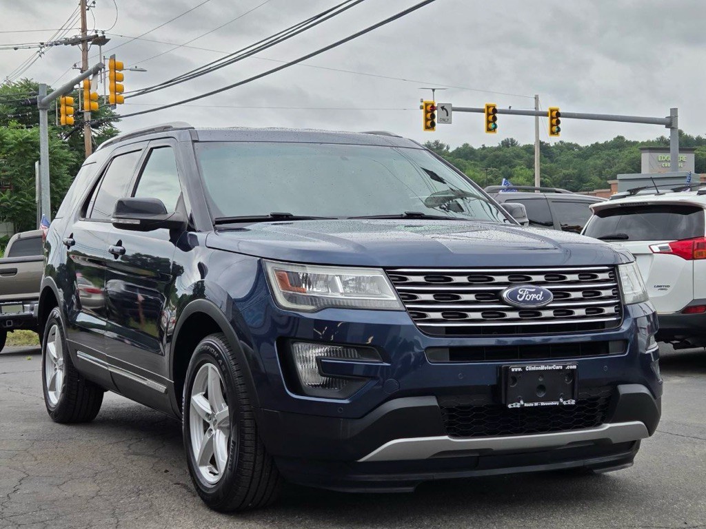 2016 Ford Explorer Image 4