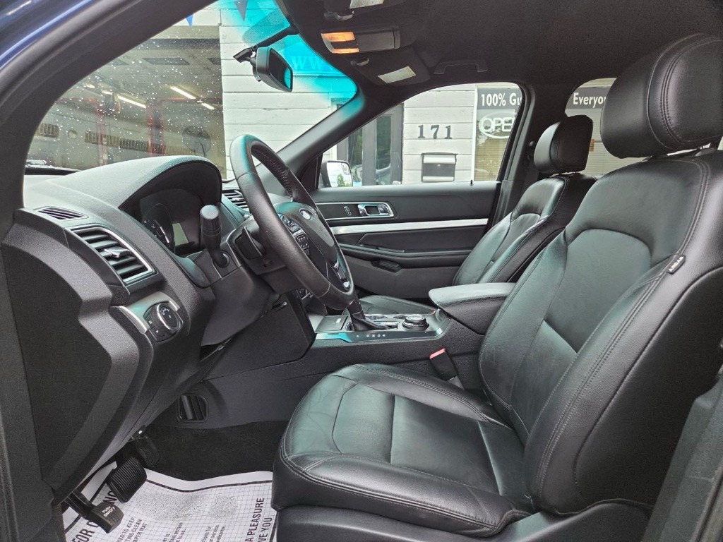 2016 Ford Explorer Image 7