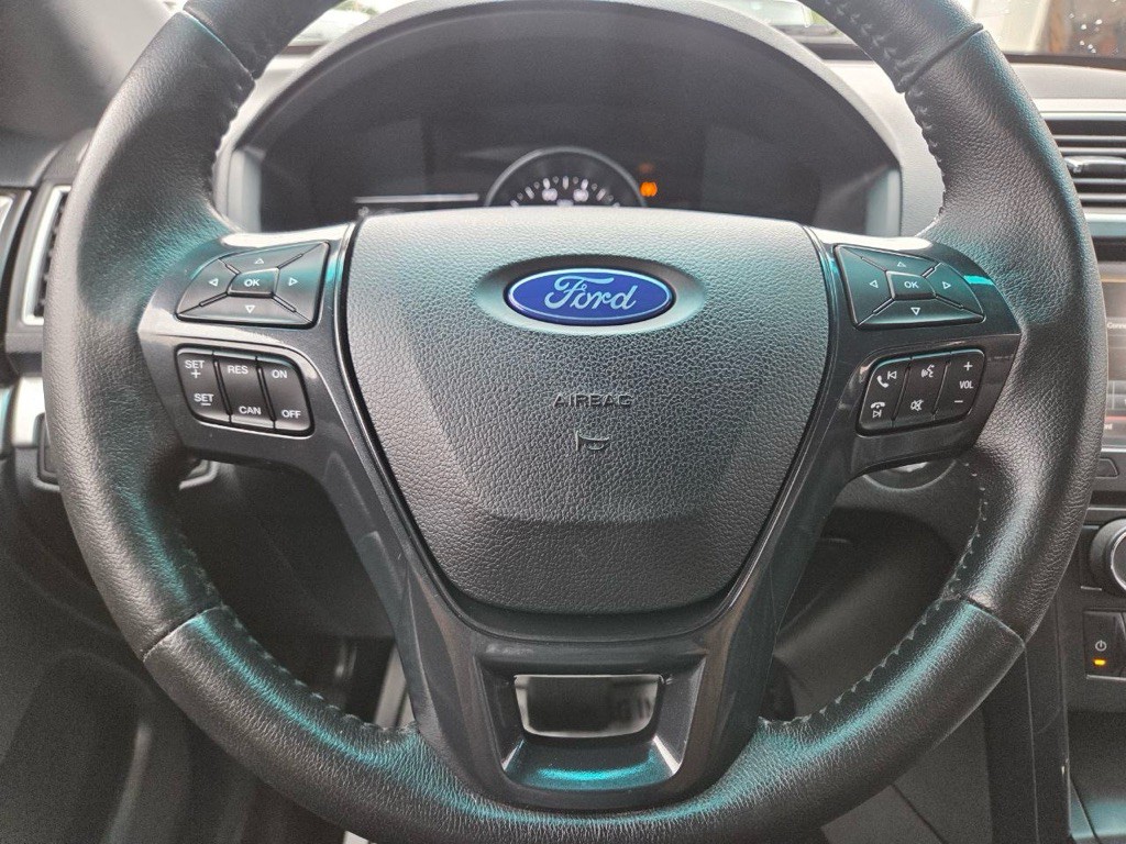 2016 Ford Explorer Image 20