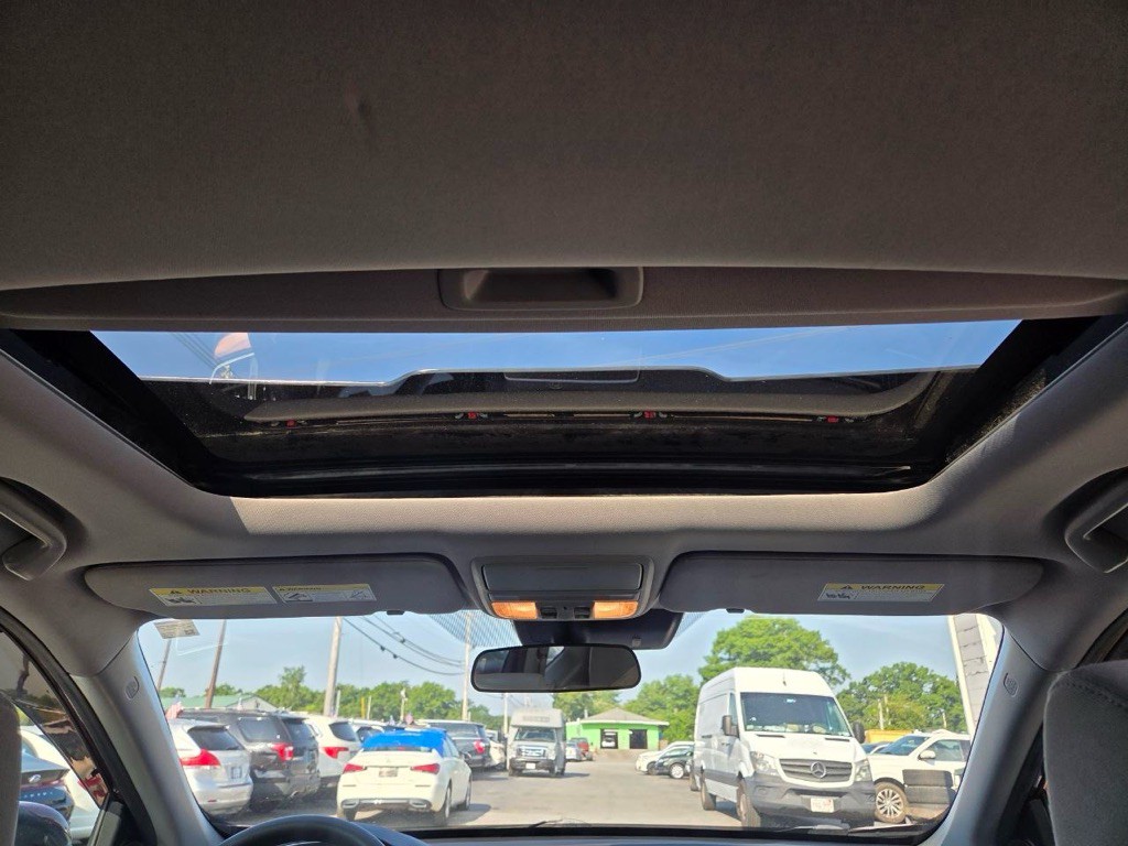 2017 Honda CR-V Image 18