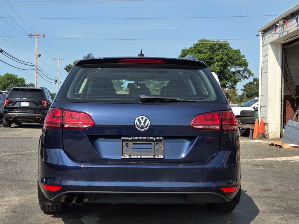 2016 Volkswagen Golf Image 4
