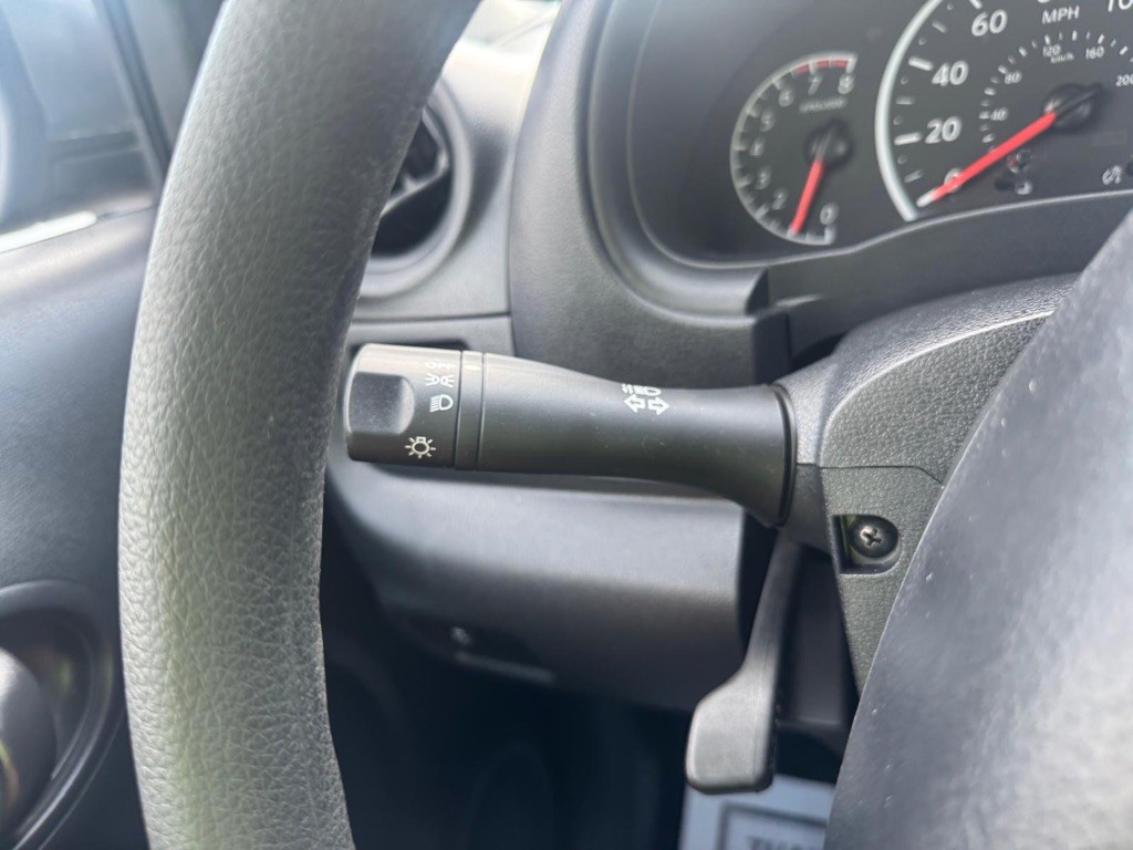 2017 Nissan Versa Image 23