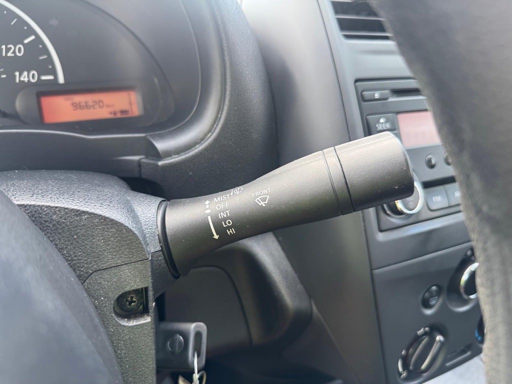2017 Nissan Versa Image 24