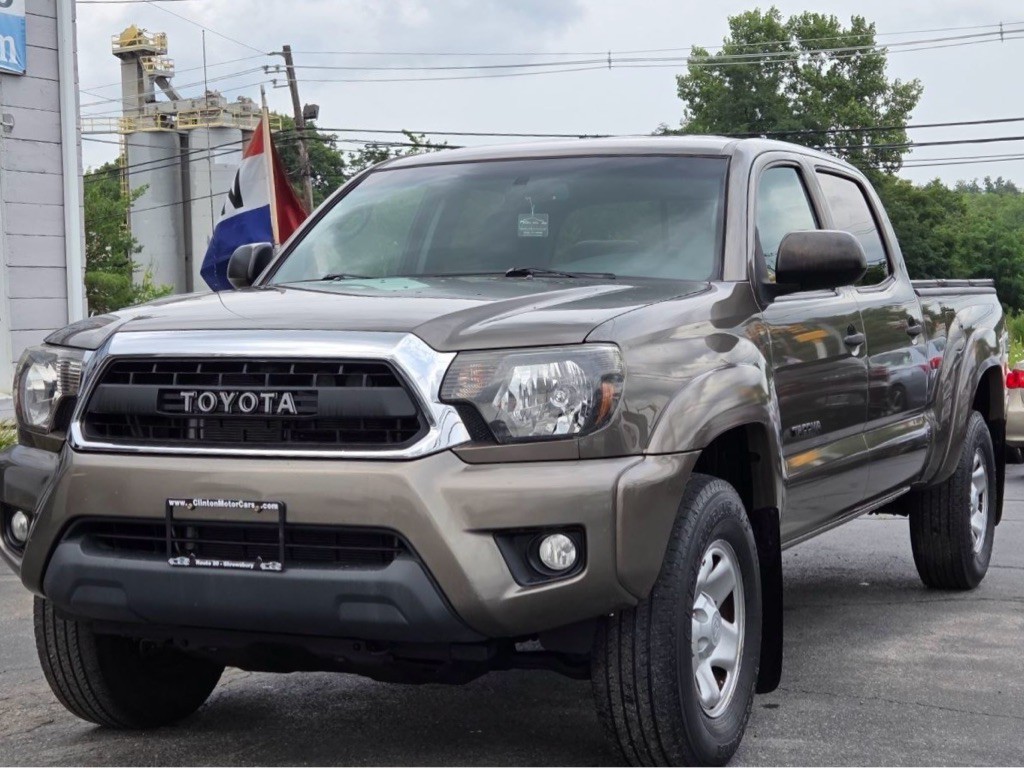 2013 Toyota Tacoma Image 1