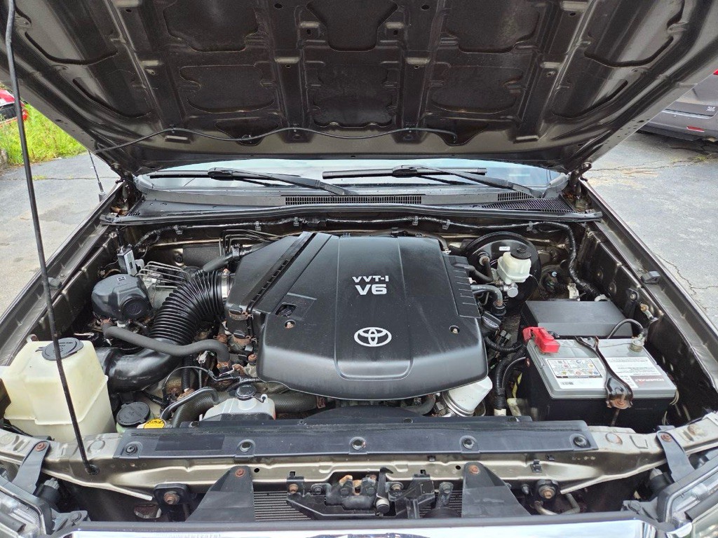 2013 Toyota Tacoma Image 9