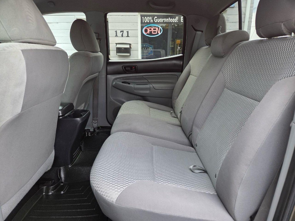 2013 Toyota Tacoma Image 12