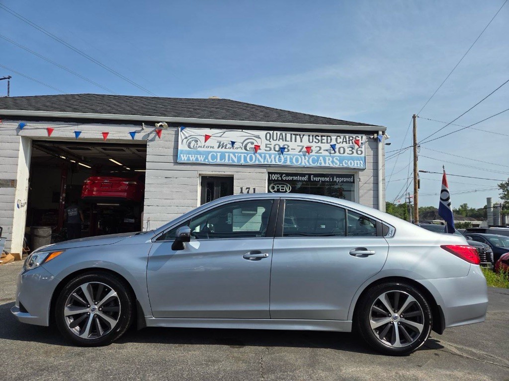 2015 Subaru Legacy Image 2