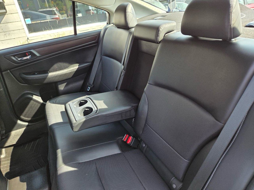 2015 Subaru Legacy Image 14