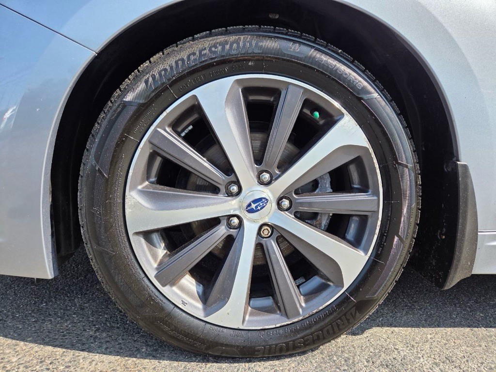 2015 Subaru Legacy Image 29