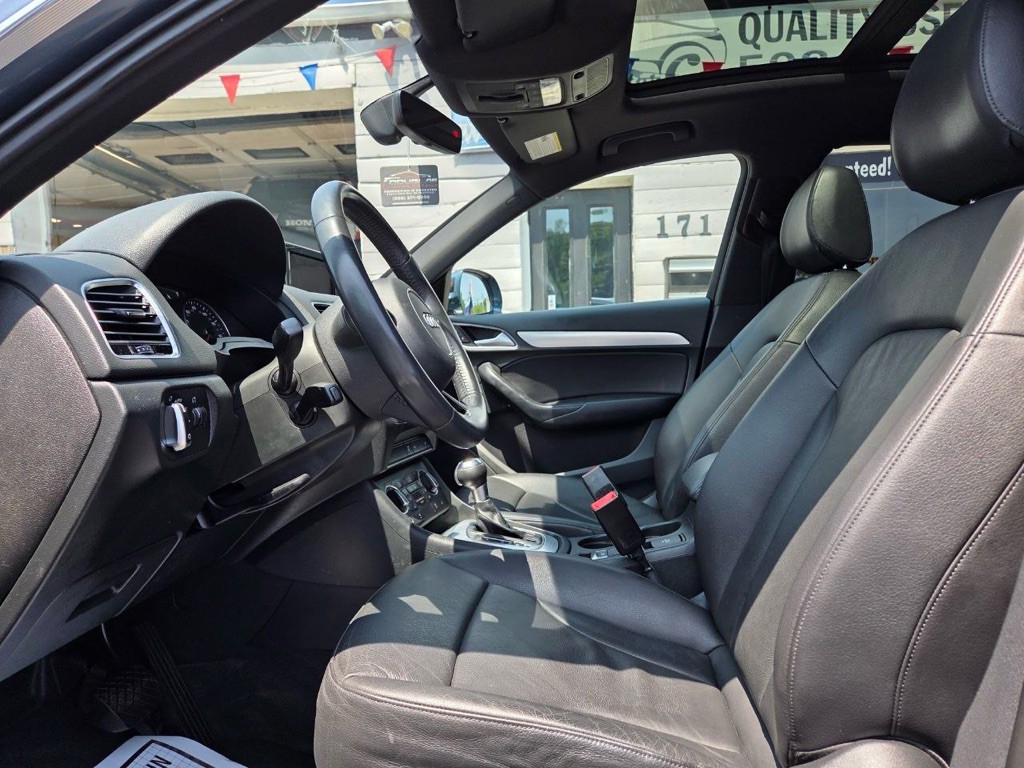 2018 Audi Q3 Image 10
