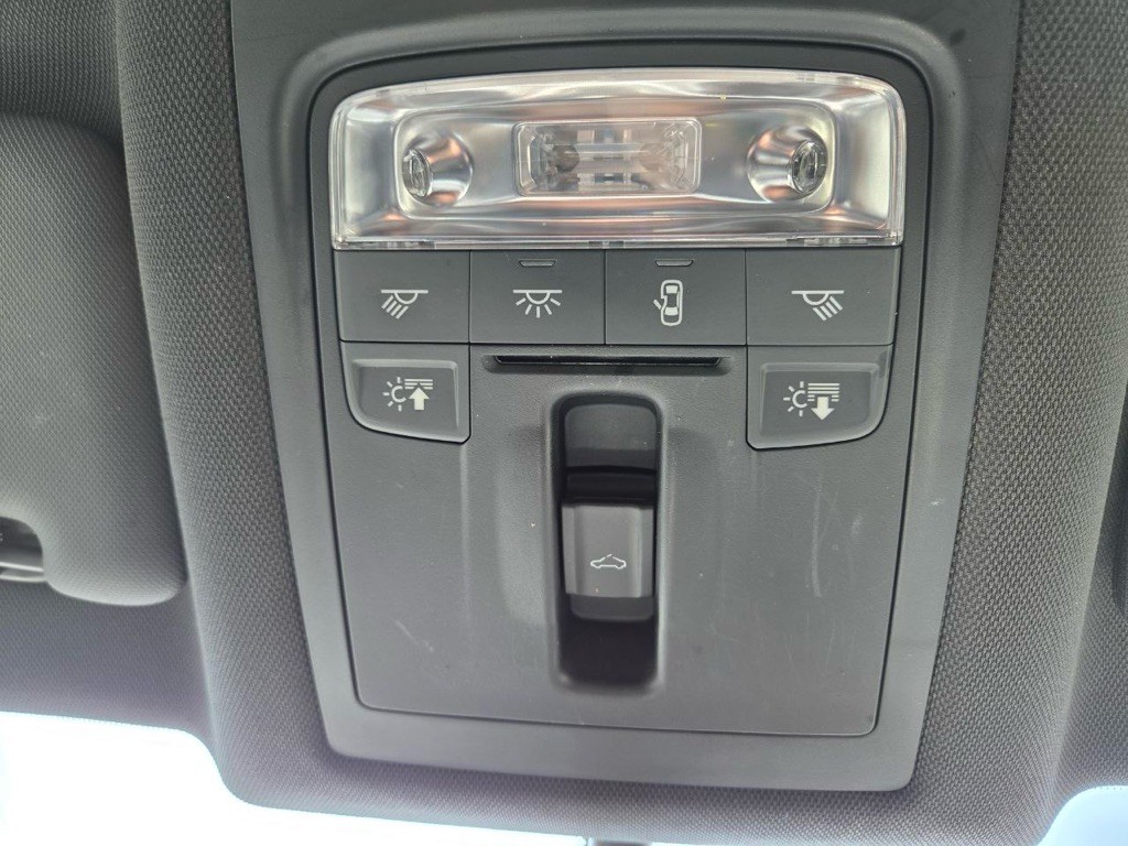 2018 Audi Q3 Image 24
