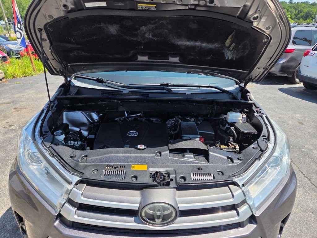 2019 Toyota Highlander Image 9