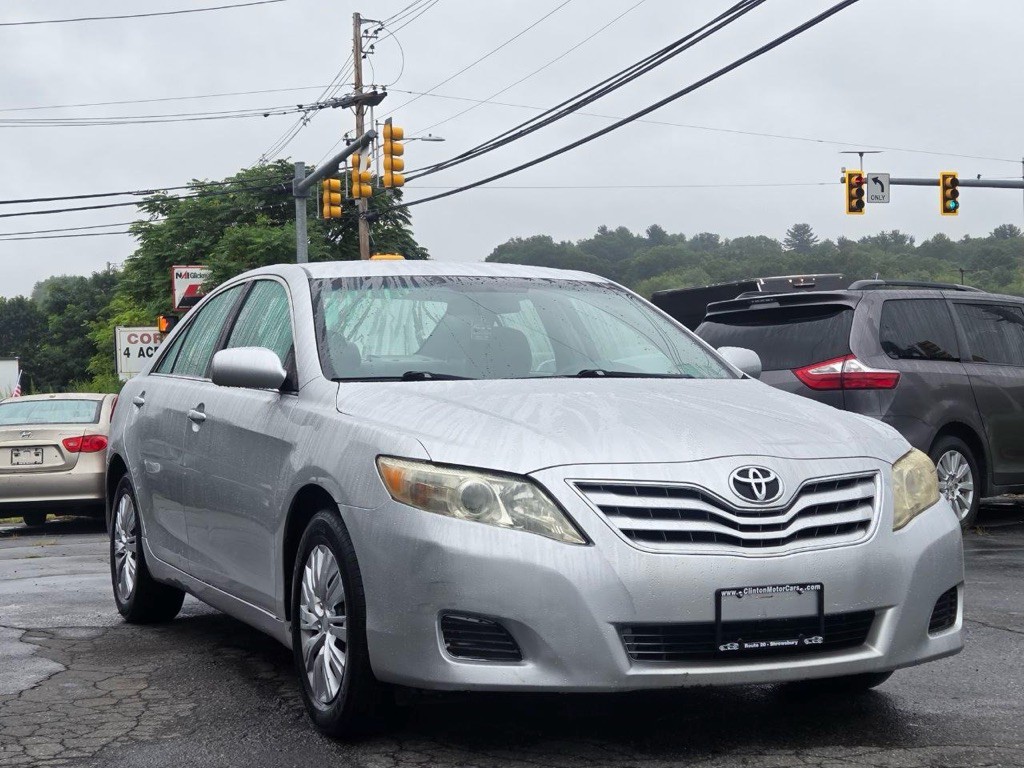 2011 Toyota Camry Image 7