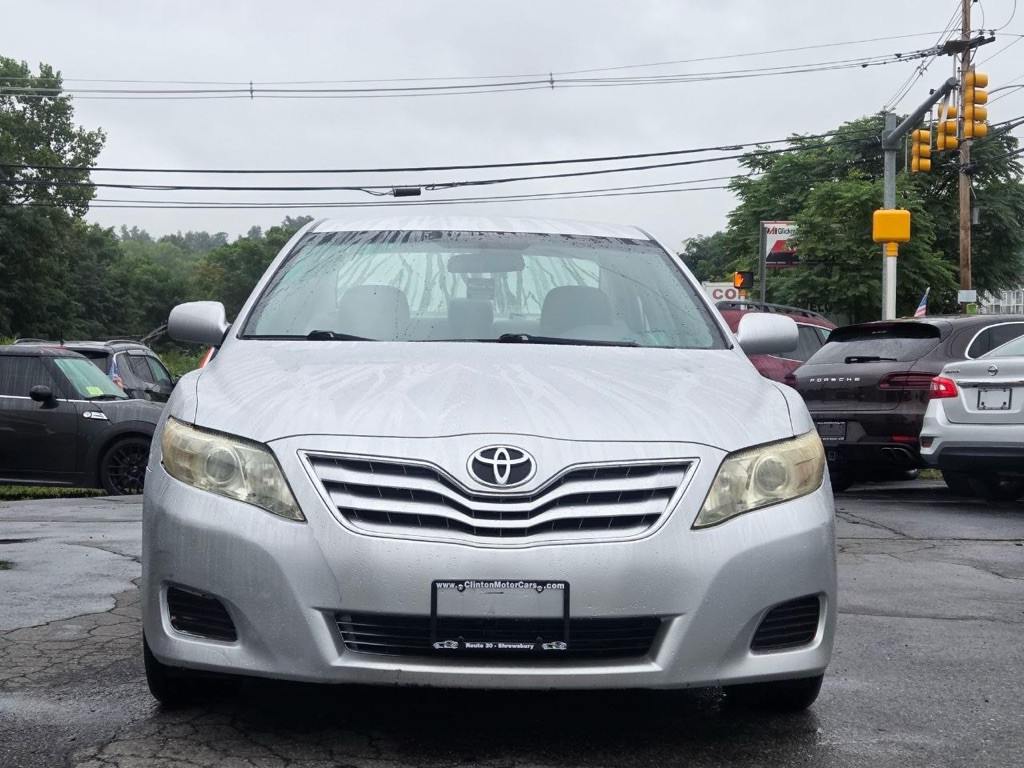 2011 Toyota Camry Image 8