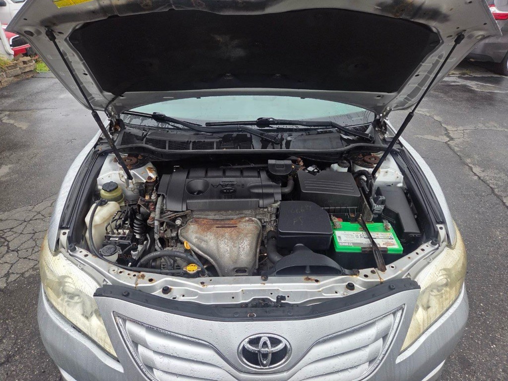 2011 Toyota Camry Image 9