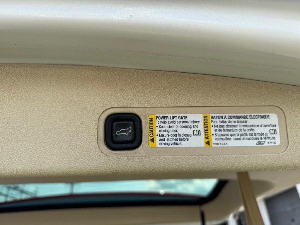 2007 Cadillac Escalade Image 39