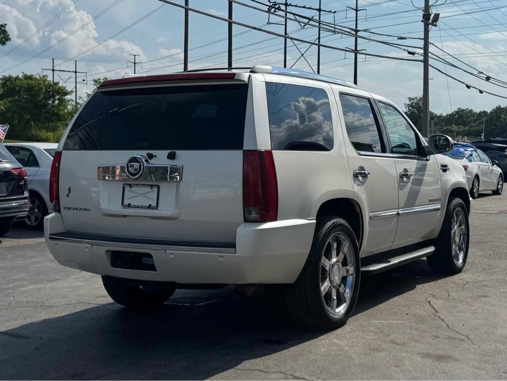 2007 Cadillac Escalade Image 5