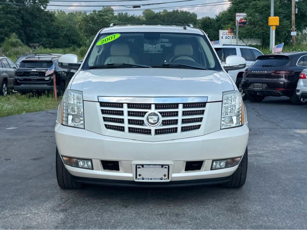 2007 Cadillac Escalade Image 6