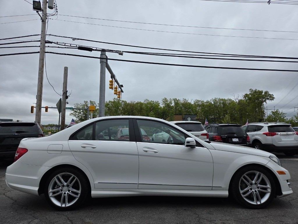 2014 Mercedes-Benz C-Class Image 5