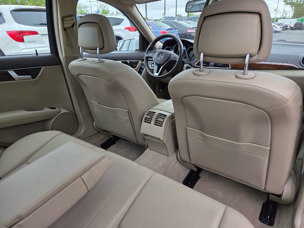 2014 Mercedes-Benz C-Class Image 12