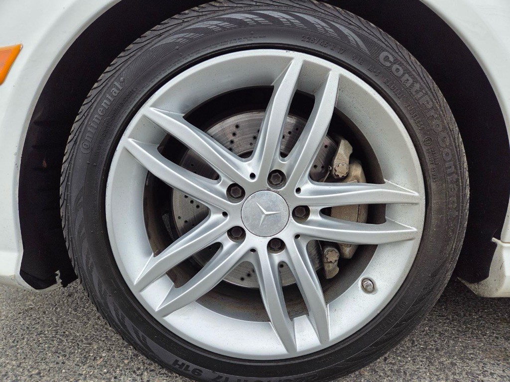 2014 Mercedes-Benz C-Class Image 28