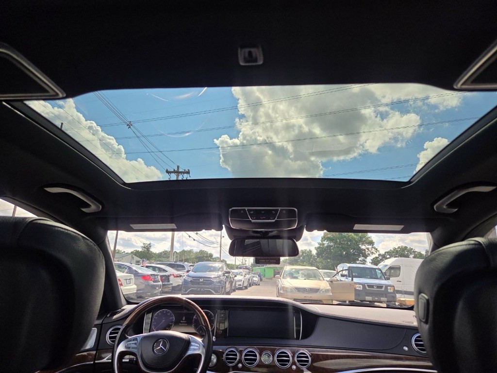 2014 Mercedes-Benz S-Class Image 16