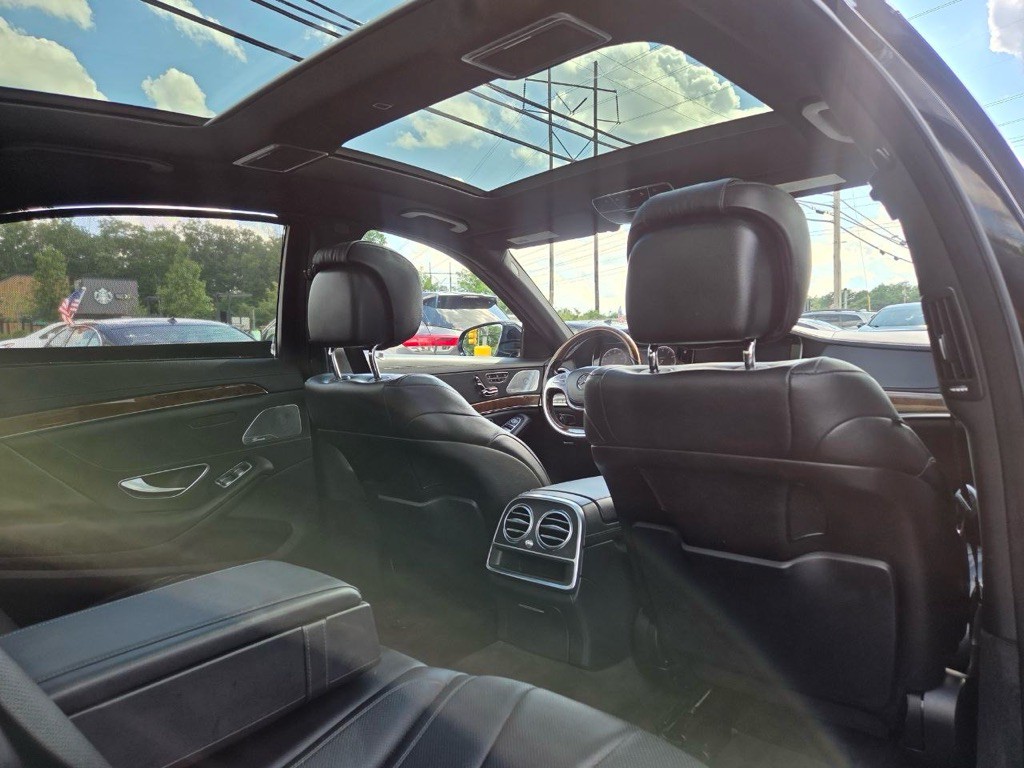 2014 Mercedes-Benz S-Class Image 25