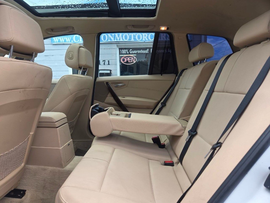 2010 BMW X3 Image 11
