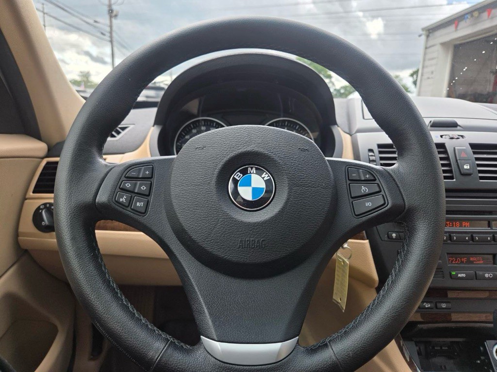 2010 BMW X3 Image 17