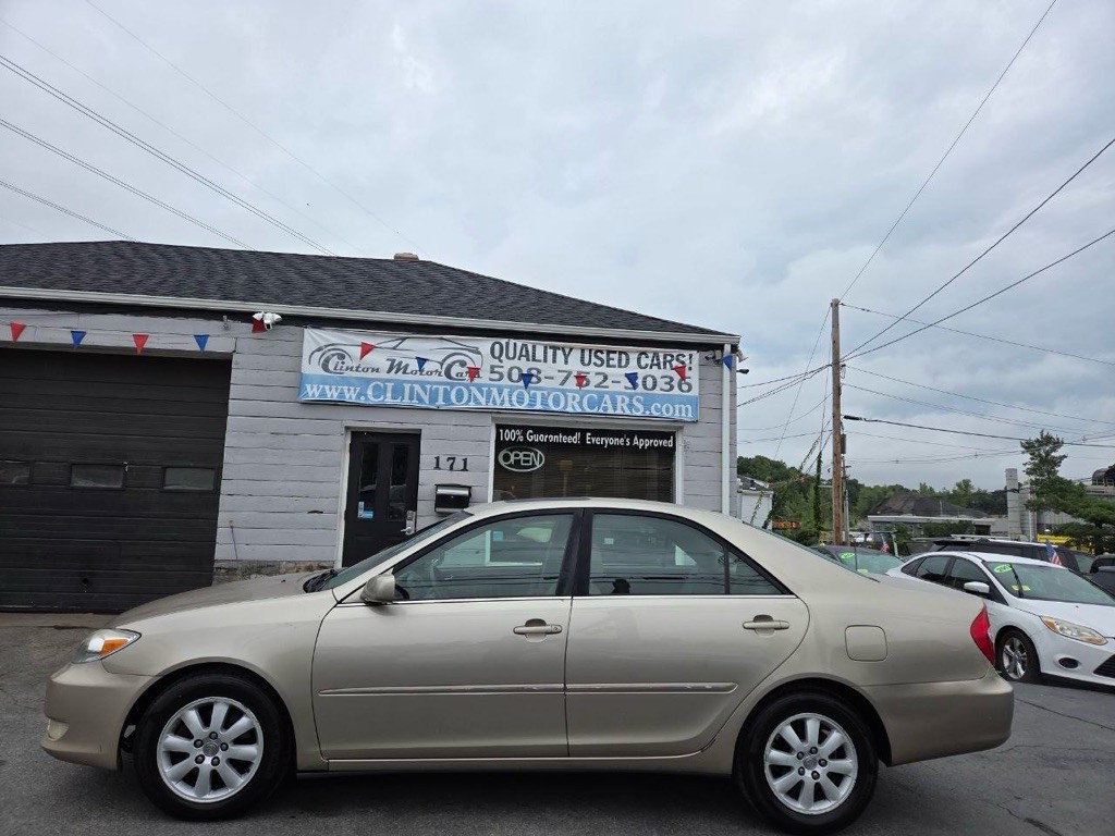 2002 Toyota Camry Image 2